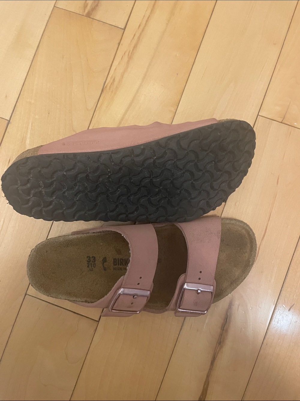 Birkenstock Arizona in Pink Clay girls!